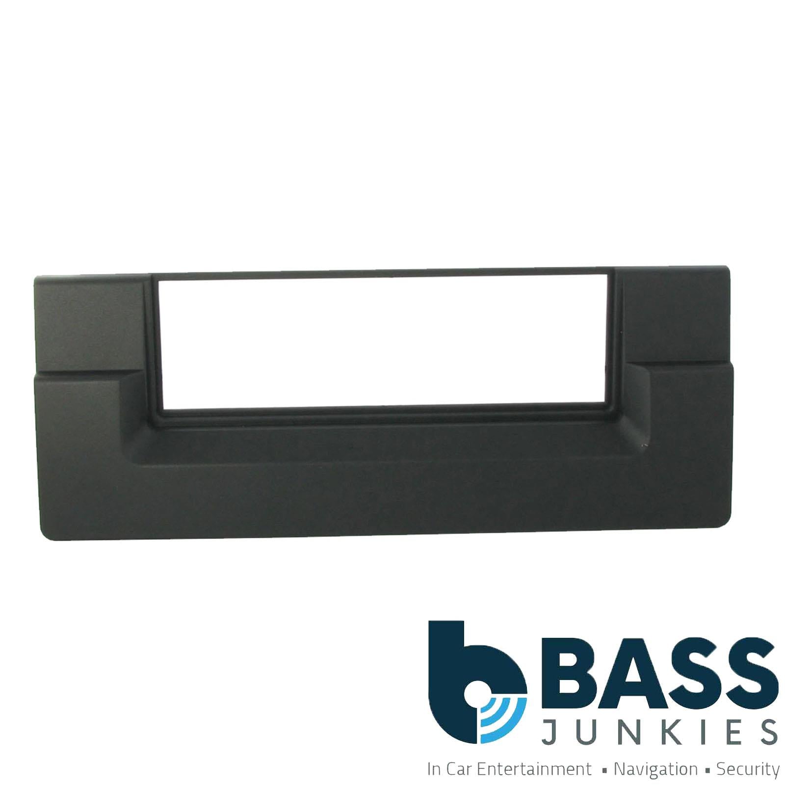 Connects2 CT24BM02 BMW 5 Series E39 1996-2004 Car Stereo Single Din Facia Panel