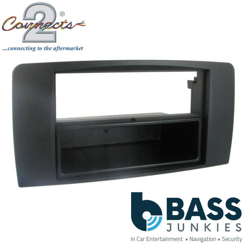 Connects2 CT24MB15 - Mercedes R-Class 2006 - 2012 Single Din Fascia Panel