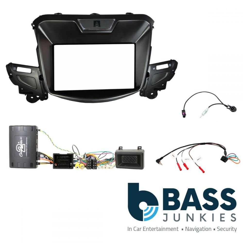 Connects2 CTKCV18 Chevrolet SS 2013 Onwards Car Stereo Double Din Fascia Fitting Kit