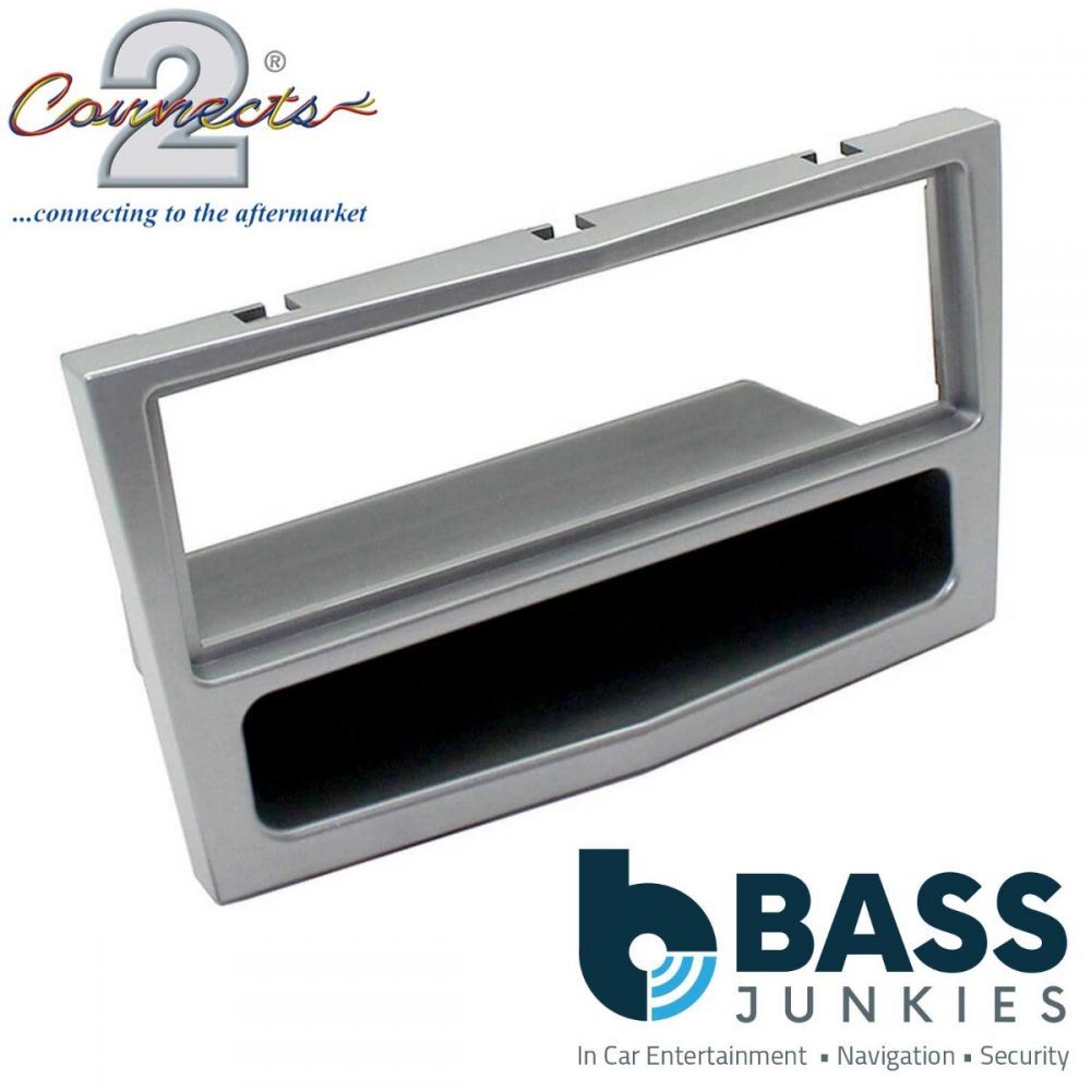 Connects2 CT24VX05 - Vauxhall Astra 2004 - 2010 Single Din Fascia Panel