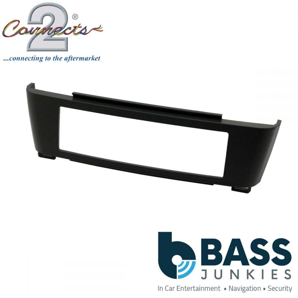 Connects2 CT24NS17 - Nissan Sentra 2000 - 2006 Single Din Fascia Panel
