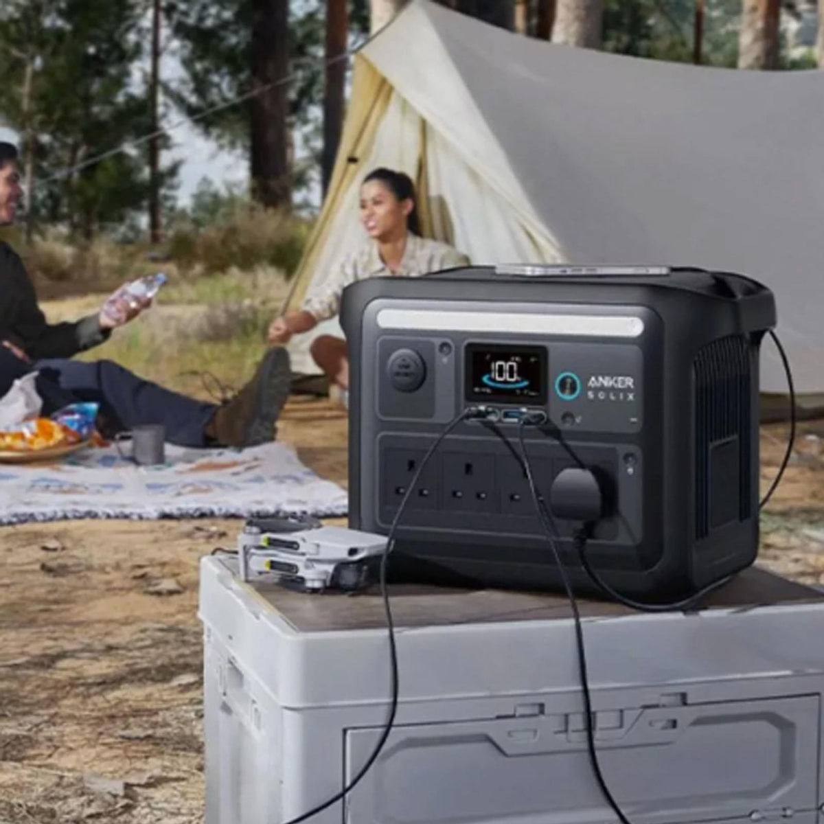 Anker SOLIX - C1000 Gen 2 1024Wh 2000 Watt Portable Power Station with PS200 200 Watt Solar Panel