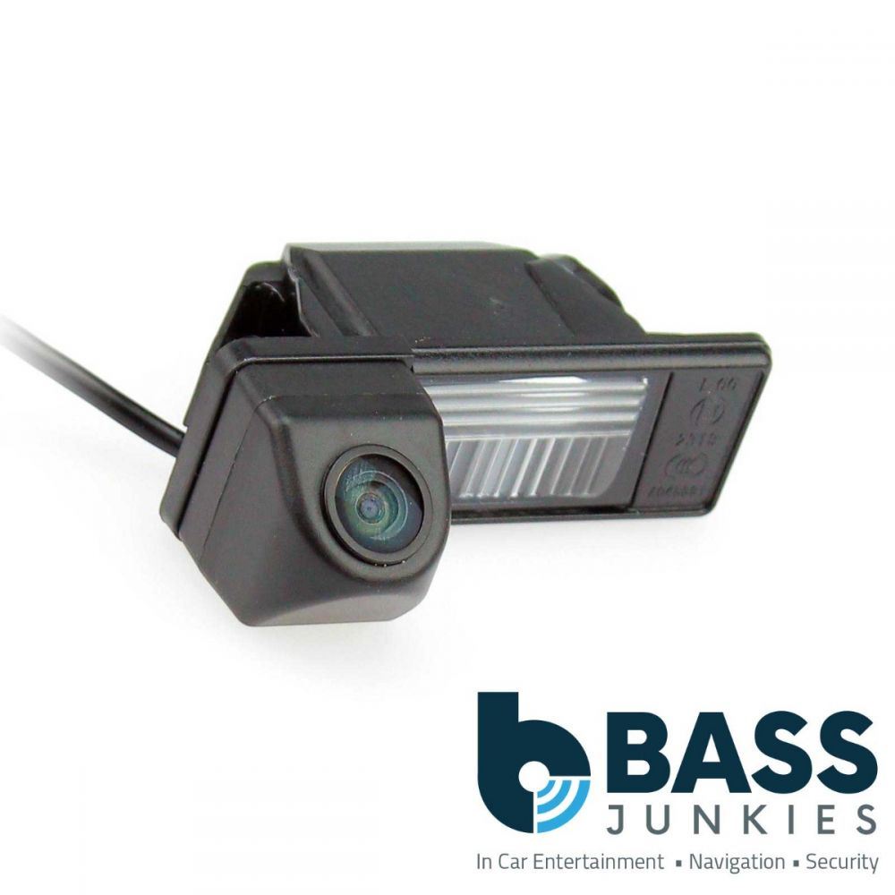 Connects2 CAM-NS1 - Nissan Qashqai X-Trail Replacement Car Reversing Camera