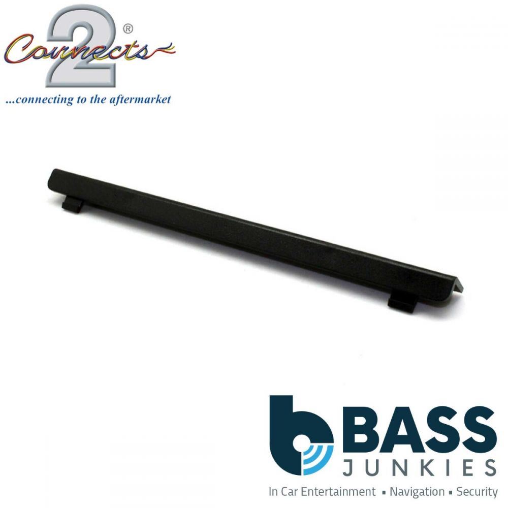 Connects2 CT24LR05 - Land Rover Discovery 1994 - 2004 Single Din Fascia Panel