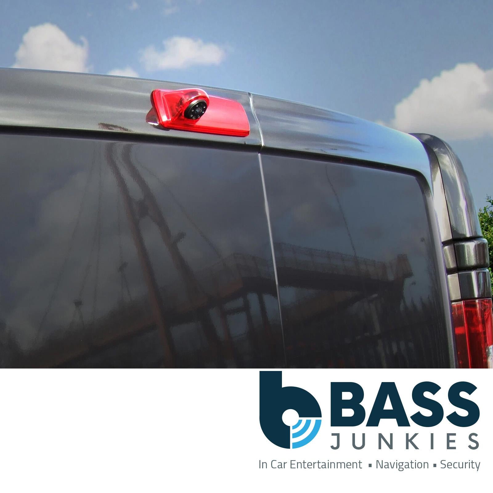 Vauxhall Vivaro 2014 Onwards Van Brake Light Reversing Camera & 5" Screen Kit