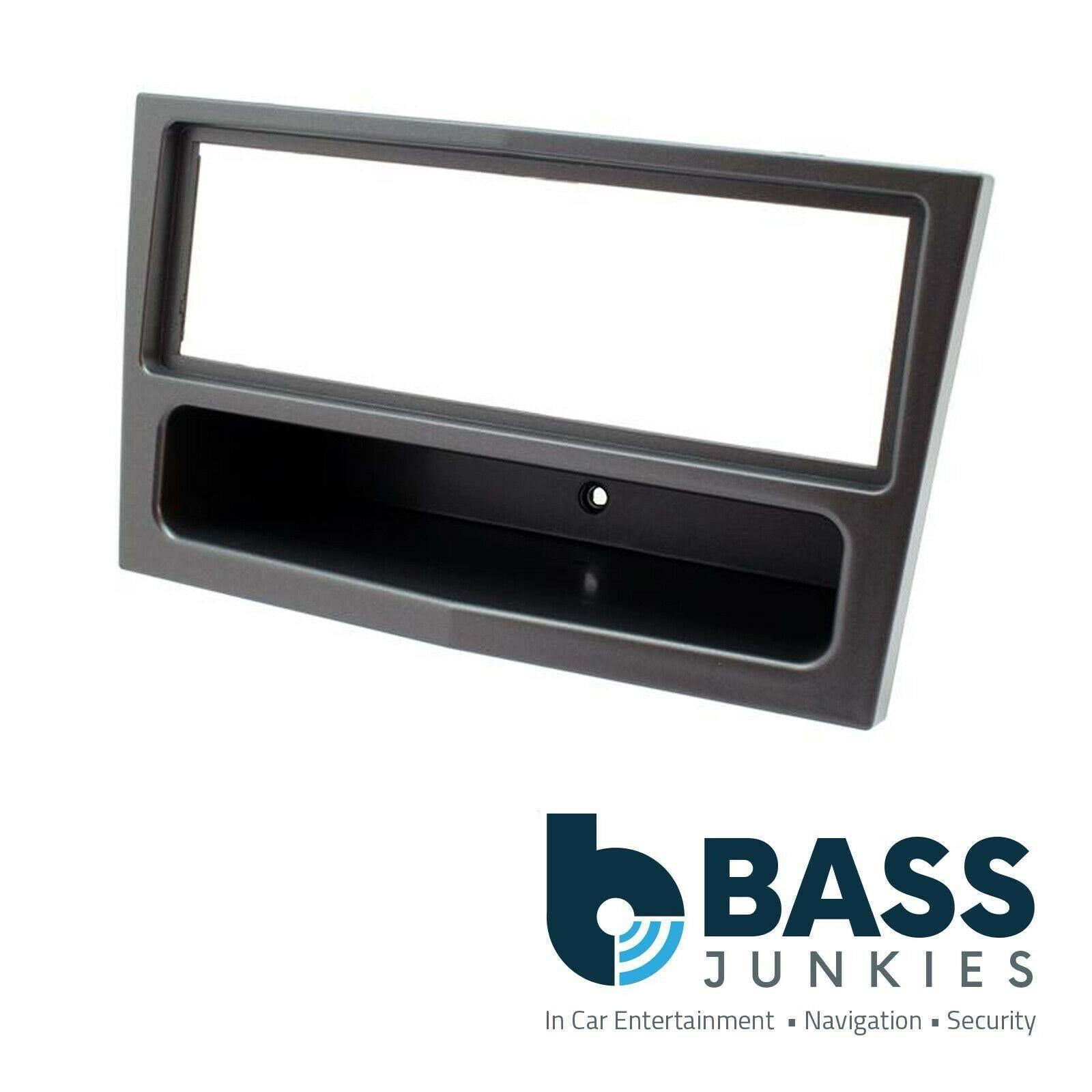 Connects2 CT24VX06 - Vauxhall Astra 2004 - 2010 Single Din Fascia Panel