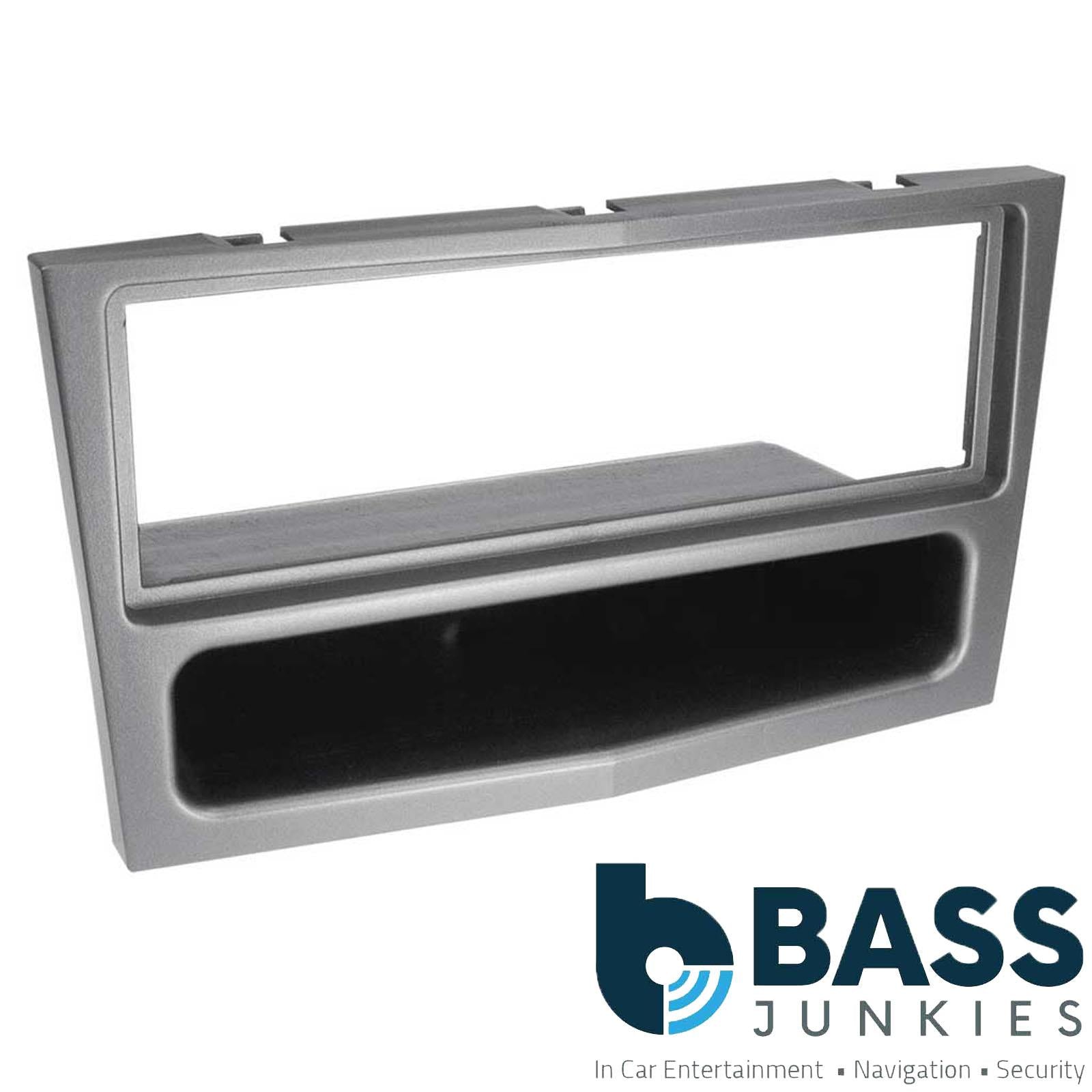 Connects2 CT24VX12 - Vauxhall Zafira 2005 - 2014 Single Din Fascia Panel